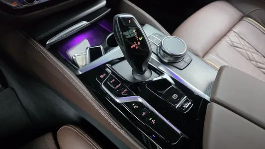 BMW 6 Series GT (G32) 620d M 2023 8