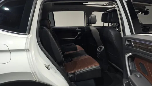 Volkswagen 티구안 올스페이스 2.0 TSI 2023 10