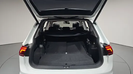 Volkswagen 티구안 올스페이스 2.0 TSI 2023 19