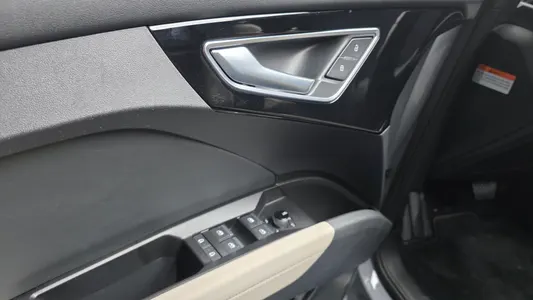 Audi Q4 e- (F4) 40 2023 18
