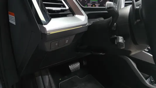 Audi Q4 e- (F4) 40 2023 27