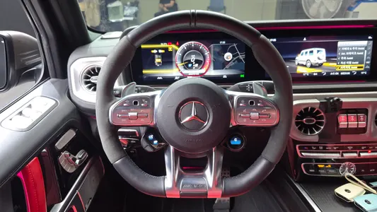 Mercedes-Benz G-Class W463b AMG G63 2024 13