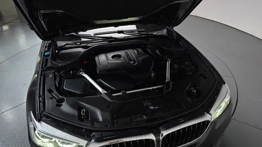 BMW 5 Series (G30) 530i M 2019 5
