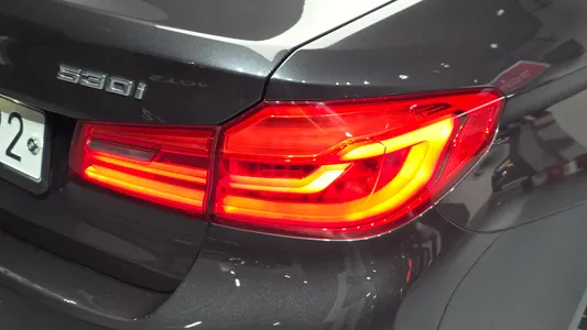 BMW 5 Series (G30) 530i M 2019 23