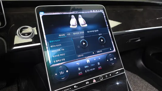 Mercedes-Benz S-Class W223 S580L 4MATIC 2022 16