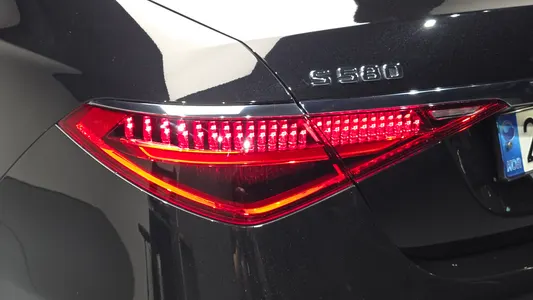 Mercedes-Benz S-Class W223 S580L 4MATIC 2022 24
