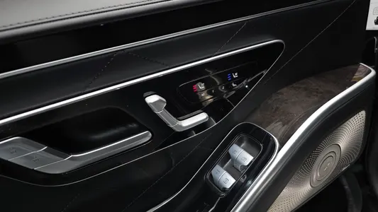 Mercedes-Benz S-Class W223 S580L 4MATIC 2022 38