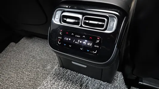 Mercedes-Benz S-Class W223 S580L 4MATIC 2022 39