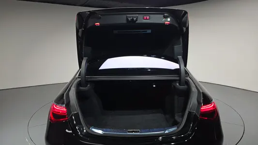 Mercedes-Benz S-Class W223 S580L 4MATIC 2022 41