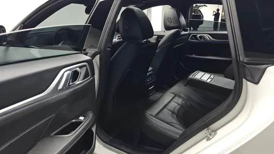 BMW i4 eDrive40 M 2025 11