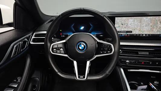 BMW i4 eDrive40 M 2025 12