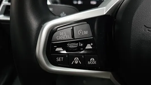 BMW i4 eDrive40 M 2025 32