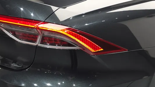 Hyundai IG 3.0 LPi 2020 24