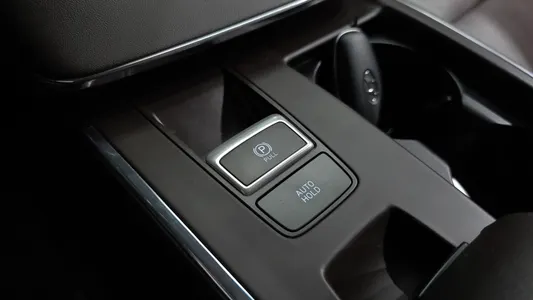 Hyundai IG 3.0 LPi 2020 37