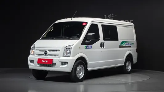 C35 EV 4 2023