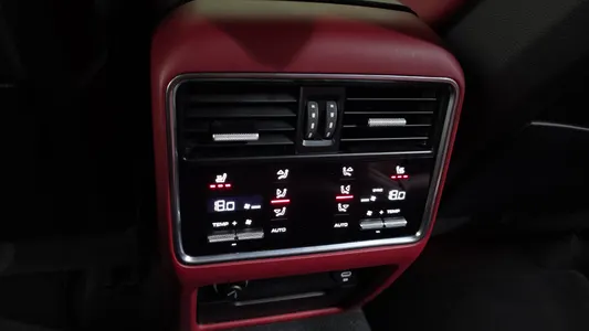 Porsche (PO536) 3.0 2022 18