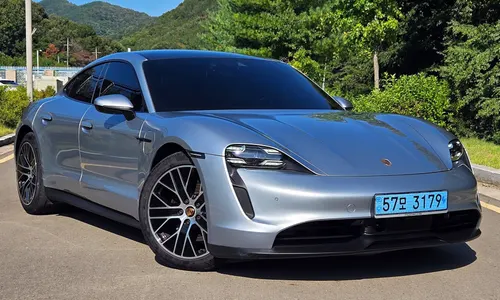 Porsche 타이칸 2022 5