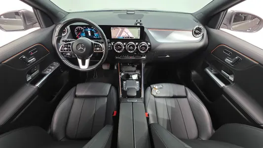 Mercedes-Benz GLA-Class H247 GLA220 2021 7