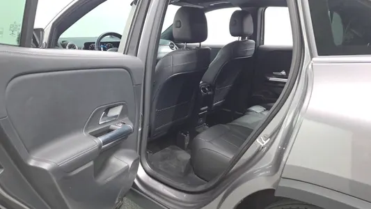Mercedes-Benz GLA-Class H247 GLA220 2021 12