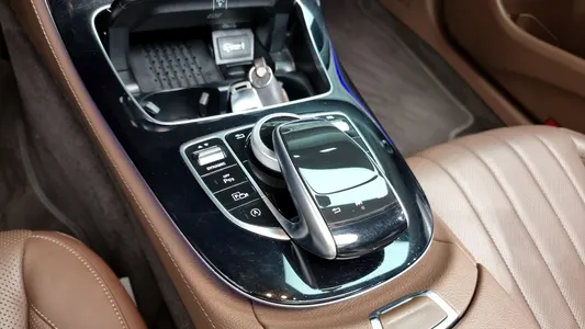 Mercedes-Benz E-Class W213 E300 4MATIC 2019 19