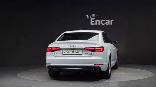 Audi A4 (B9) 45 TFSI 2016 4