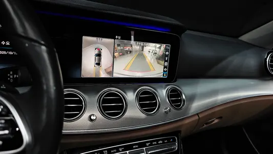 Mercedes-Benz E-Class W213 E300 AMG Line 2019 15