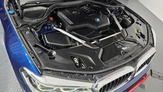BMW 5 Series (G30) 520i M 2020 6