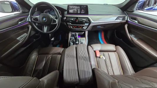 BMW 5 Series (G30) 520i M 2020 7