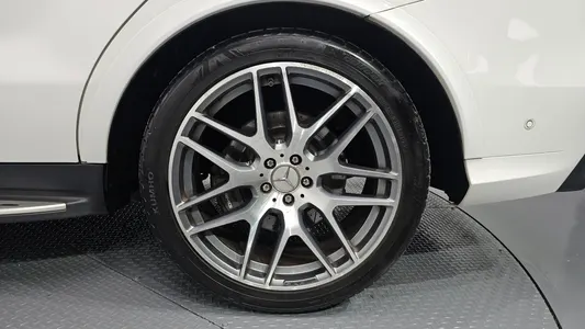 Mercedes-Benz GLE-Class W166 AMG GLE63 4MATIC 2016 5