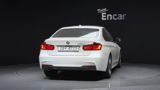 BMW 3 Series (F30) 320d M 2015 4