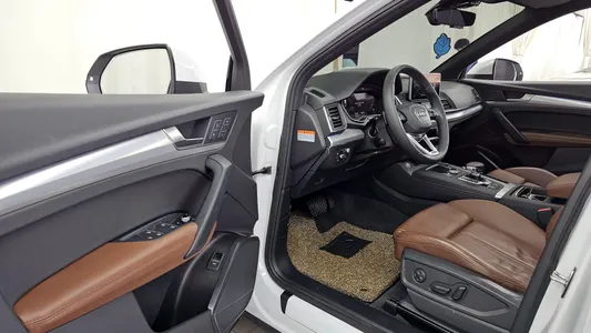 Audi Q5 (FY) 40 TDI 2020 10