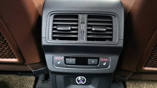 Audi Q5 (FY) 40 TDI 2020 19