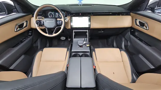 Land Rover 레인지로버 벨라 3.0 P400 HSE 2024 6
