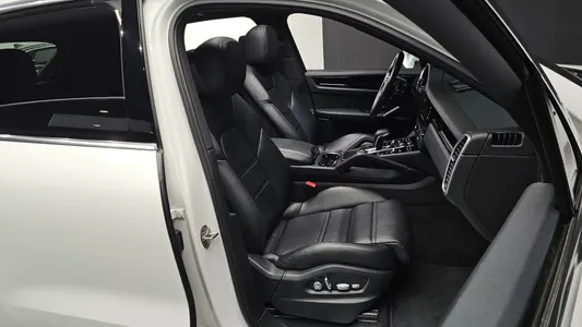 Porsche (PO536) 3.0 2020 10