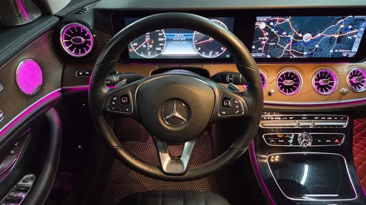 Mercedes-Benz E-Class W213 E300 4MATIC 2017 14