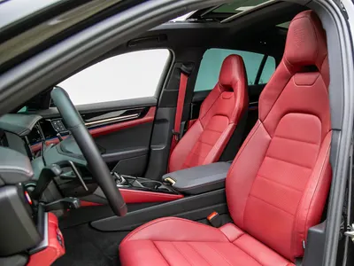 Porsche (976) 2.9 AWD E- 2025 13
