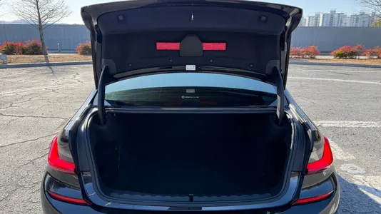 BMW 3 Series (G20) 320i M 2020 18