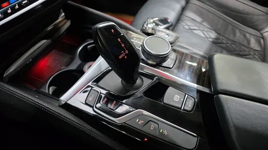 BMW 6 Series GT (G32) 620d 2019 9