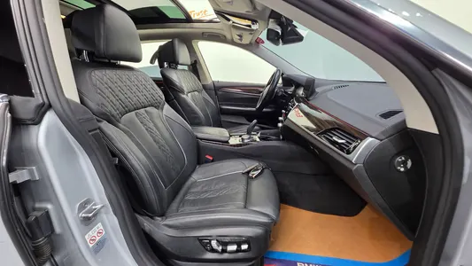 BMW 6 Series GT (G32) 620d 2019 10