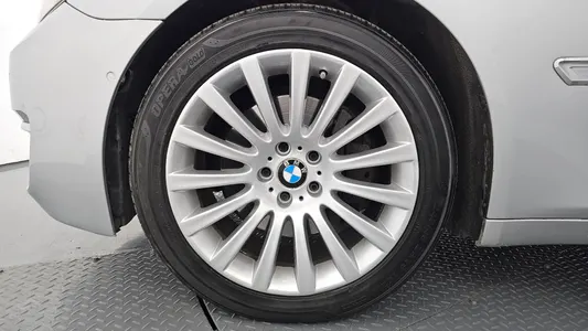 BMW 7 Series (F01) 730d xDrive 2014 5