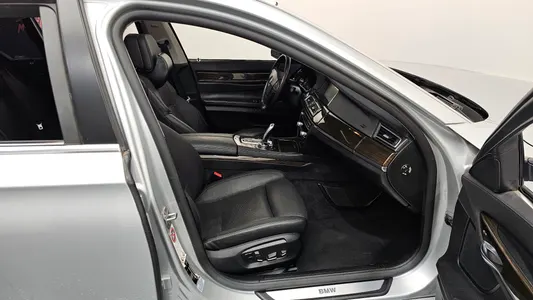 BMW 7 Series (F01) 730d xDrive 2014 11