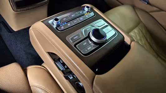 Kia K9 2 3.8 GDI AWD 2022 19