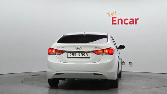 Hyundai MD M16 GDI 2010 4