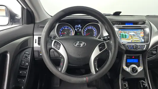 Hyundai MD M16 GDI 2010 13