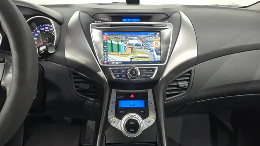 Hyundai MD M16 GDI 2010 14