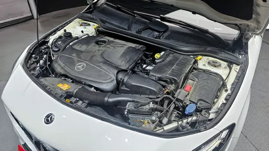 Mercedes-Benz CLA-Class C117 CLA220 AMG Line 2018 6