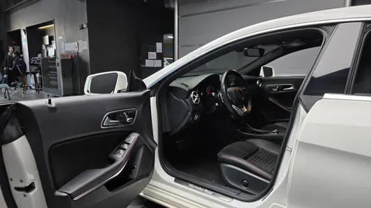 Mercedes-Benz CLA-Class C117 CLA220 AMG Line 2018 11