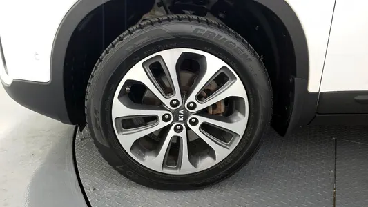Kia R 2.0 2WD 2012 5