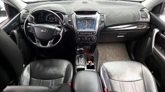 Kia R 2.0 2WD 2012 7