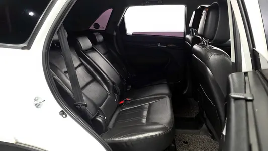 Kia R 2.0 2WD 2012 12